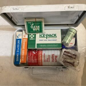Vintage Zee first aid kit w/supplies